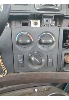 VOLVO VNL TEMPERATURE CONTROL
