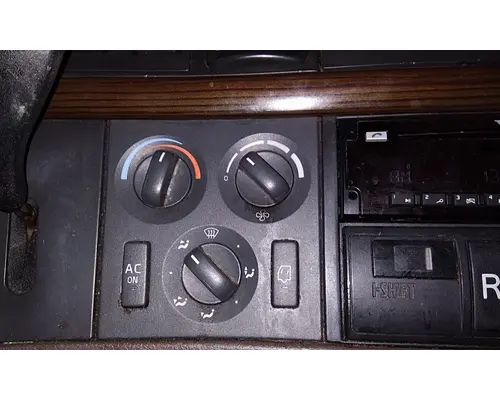 VOLVO VNL TEMPERATURE CONTROL