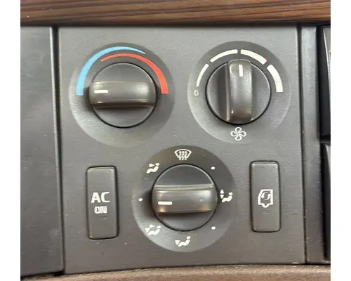 VOLVO VNL TEMPERATURE CONTROL