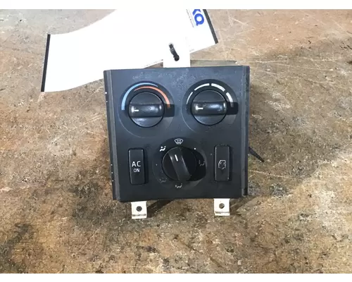 VOLVO VNL TEMPERATURE CONTROL