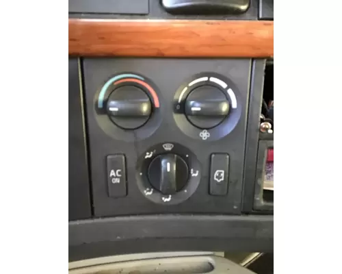 VOLVO VNL TEMPERATURE CONTROL