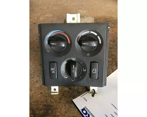 VOLVO VNL TEMPERATURE CONTROL