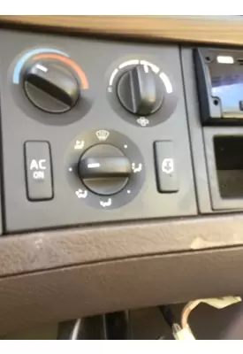 VOLVO VNL TEMPERATURE CONTROL