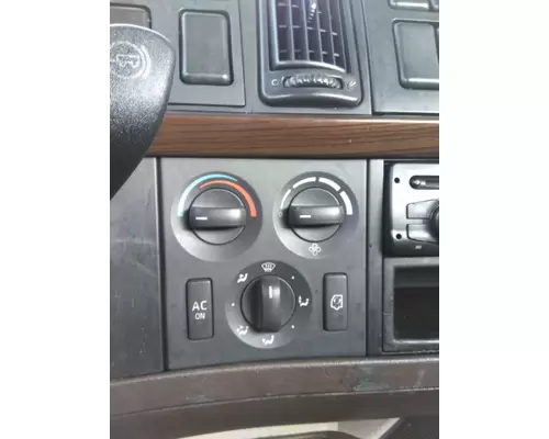 VOLVO VNL TEMPERATURE CONTROL