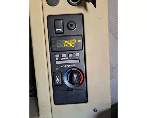 VOLVO VNL TEMPERATURE CONTROL