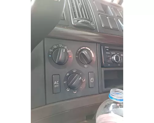 VOLVO VNL TEMPERATURE CONTROL