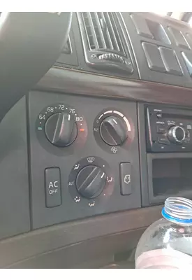 VOLVO VNL TEMPERATURE CONTROL