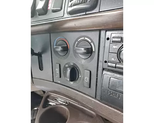 VOLVO VNL TEMPERATURE CONTROL