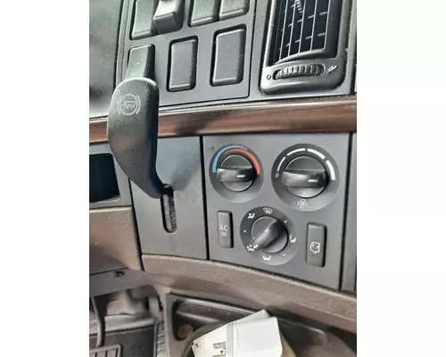 VOLVO VNL TEMPERATURE CONTROL