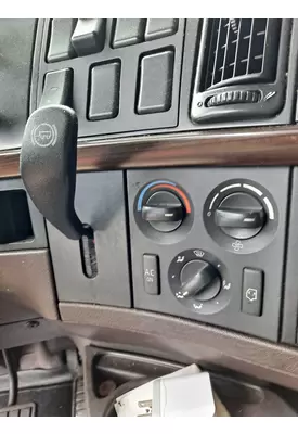 VOLVO VNL TEMPERATURE CONTROL