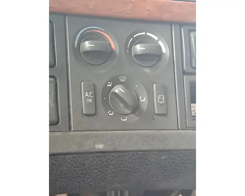 VOLVO VNL TEMPERATURE CONTROL