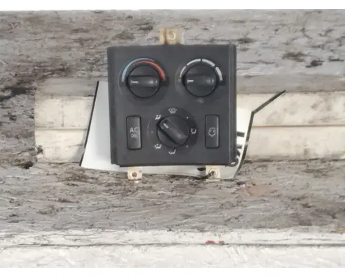VOLVO VNL TEMPERATURE CONTROL