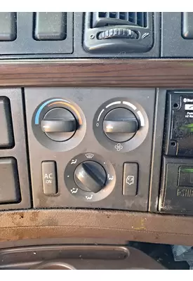 VOLVO VNL TEMPERATURE CONTROL