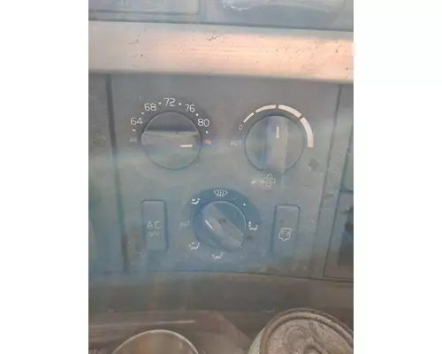 VOLVO VNL TEMPERATURE CONTROL