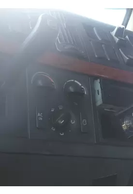 VOLVO VNL TEMPERATURE CONTROL