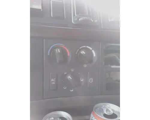 VOLVO VNL TEMPERATURE CONTROL