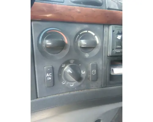 VOLVO VNL TEMPERATURE CONTROL