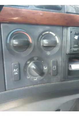 VOLVO VNL TEMPERATURE CONTROL