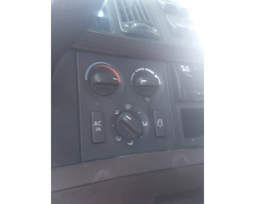 VOLVO VNL TEMPERATURE CONTROL