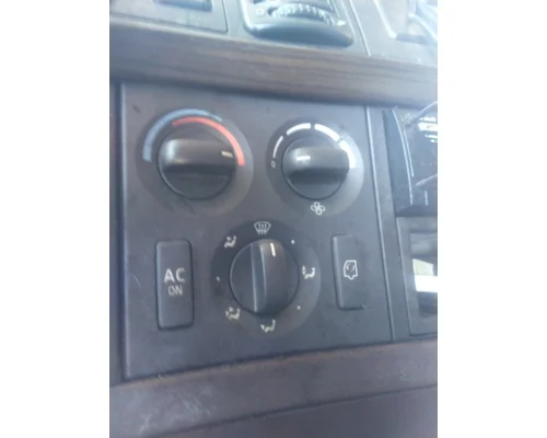 VOLVO VNL TEMPERATURE CONTROL