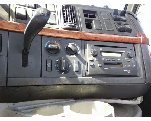 VOLVO VNL TEMPERATURE CONTROL