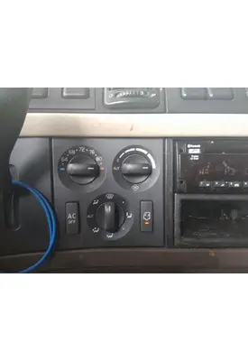 VOLVO VNL TEMPERATURE CONTROL