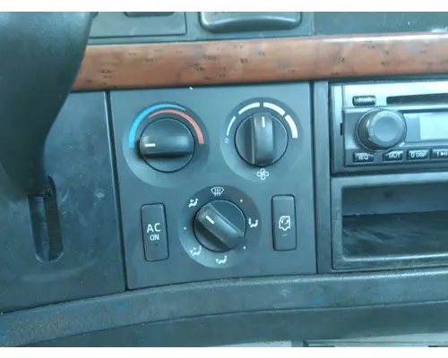 VOLVO VNL TEMPERATURE CONTROL