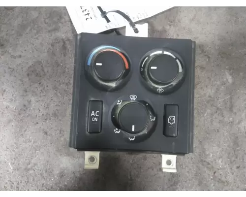 VOLVO VNL TEMPERATURE CONTROL