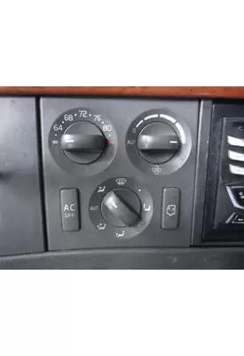 VOLVO VNL TEMPERATURE CONTROL