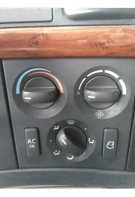 VOLVO VNL TEMPERATURE CONTROL