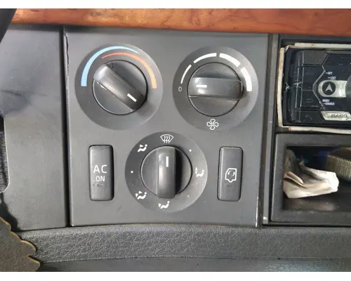 VOLVO VNL TEMPERATURE CONTROL