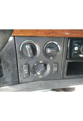 VOLVO VNL TEMPERATURE CONTROL