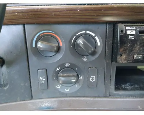VOLVO VNL TEMPERATURE CONTROL