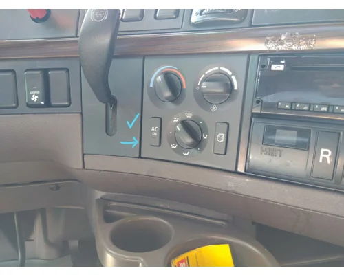 VOLVO VNL TEMPERATURE CONTROL
