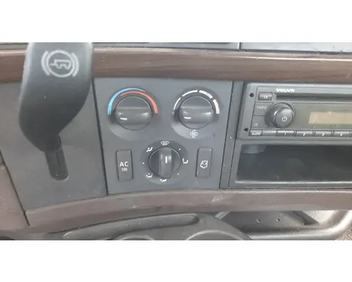 VOLVO VNL TEMPERATURE CONTROL