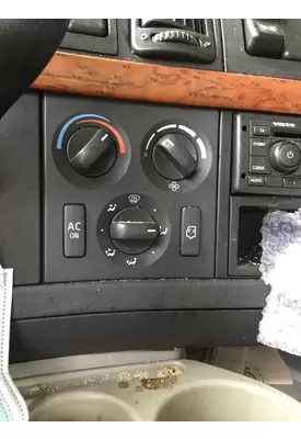 VOLVO VNL TEMPERATURE CONTROL