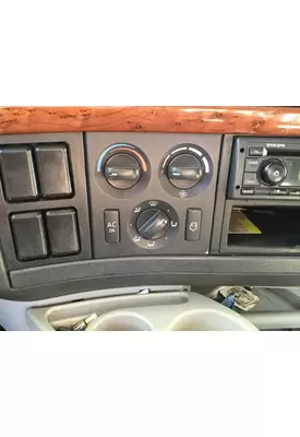 VOLVO VNL TEMPERATURE CONTROL