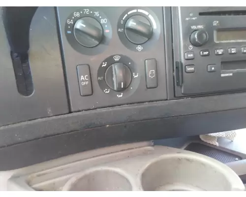 VOLVO VNL TEMPERATURE CONTROL