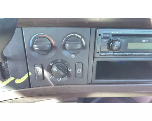 VOLVO VNL TEMPERATURE CONTROL