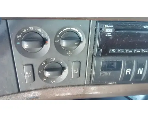 VOLVO VNL TEMPERATURE CONTROL