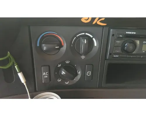 VOLVO VNL TEMPERATURE CONTROL