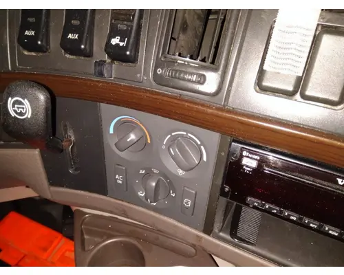 VOLVO VNL TEMPERATURE CONTROL