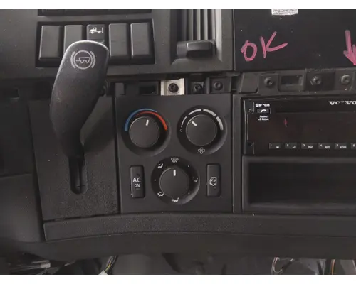 VOLVO VNL TEMPERATURE CONTROL
