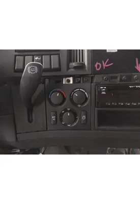 VOLVO VNL TEMPERATURE CONTROL