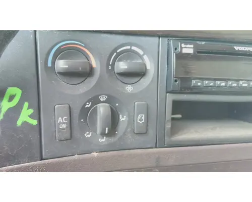 VOLVO VNL TEMPERATURE CONTROL