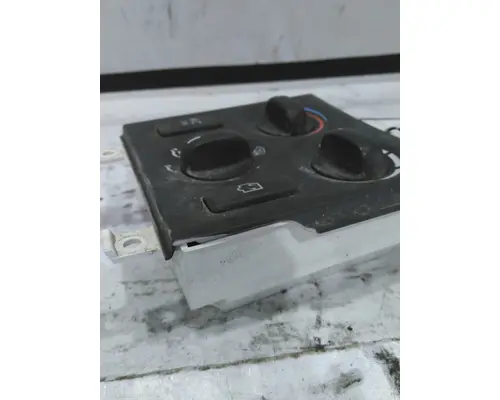 VOLVO VNL TEMPERATURE CONTROL