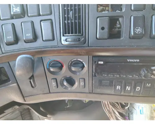 VOLVO VNL TEMPERATURE CONTROL