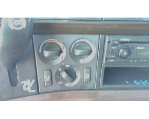 VOLVO VNL TEMPERATURE CONTROL
