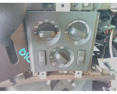 VOLVO VNL TEMPERATURE CONTROL