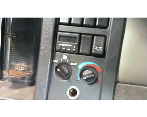 VOLVO VNL TEMPERATURE CONTROL